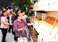 Spring of warmth, Tet of love